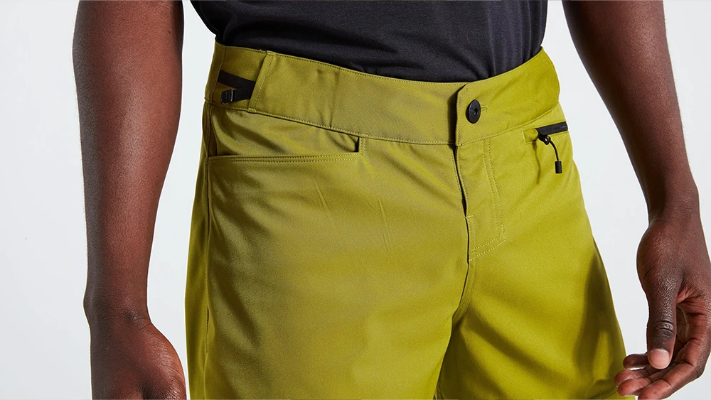 2. Pantaloni Scurti Ciclism SPECIALIZED Men's Trail w/ Liner - Woodbine 28