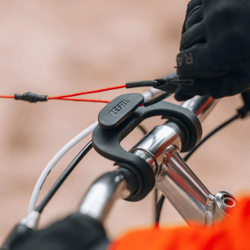4. Adaptor Cablu Tractare Bicicleta ZEFAL Bike Taxi