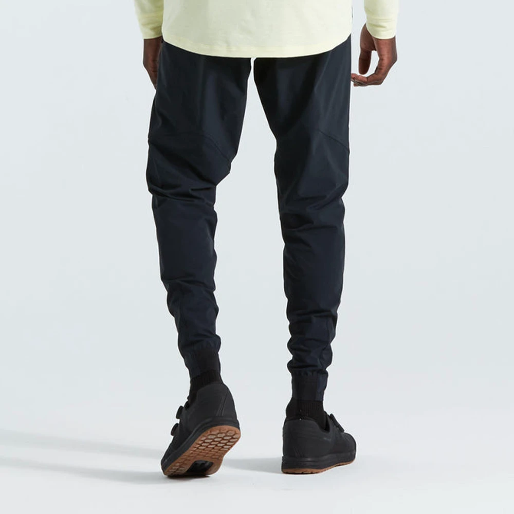 5. Pantaloni Ciclism SPECIALIZED Trail - Black 32
