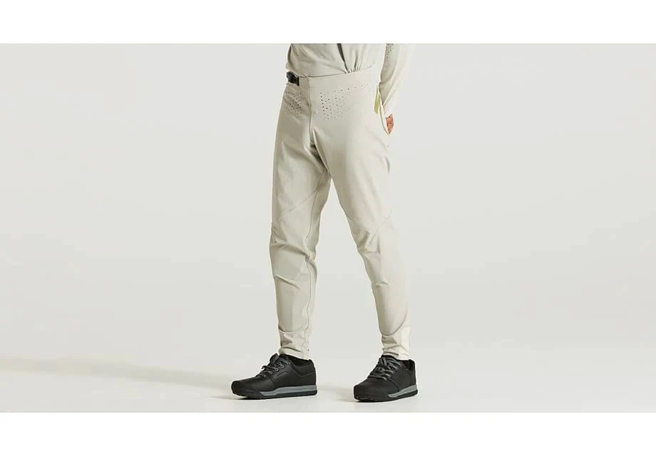 5. Pantaloni Ciclism SPECIALIZED Gravity - Stone 34