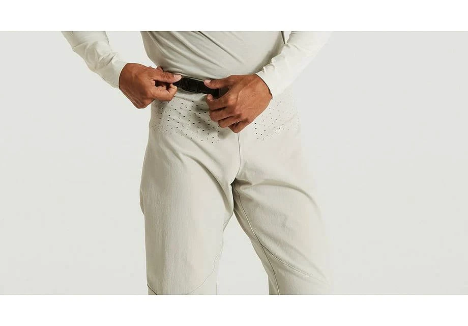 2. Pantaloni Ciclism SPECIALIZED Gravity - Stone 34
