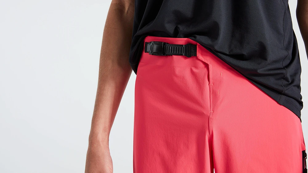 7. Pantaloni Scurti Ciclism SPECIALIZED Men's Trail Air - Imperial Red 34