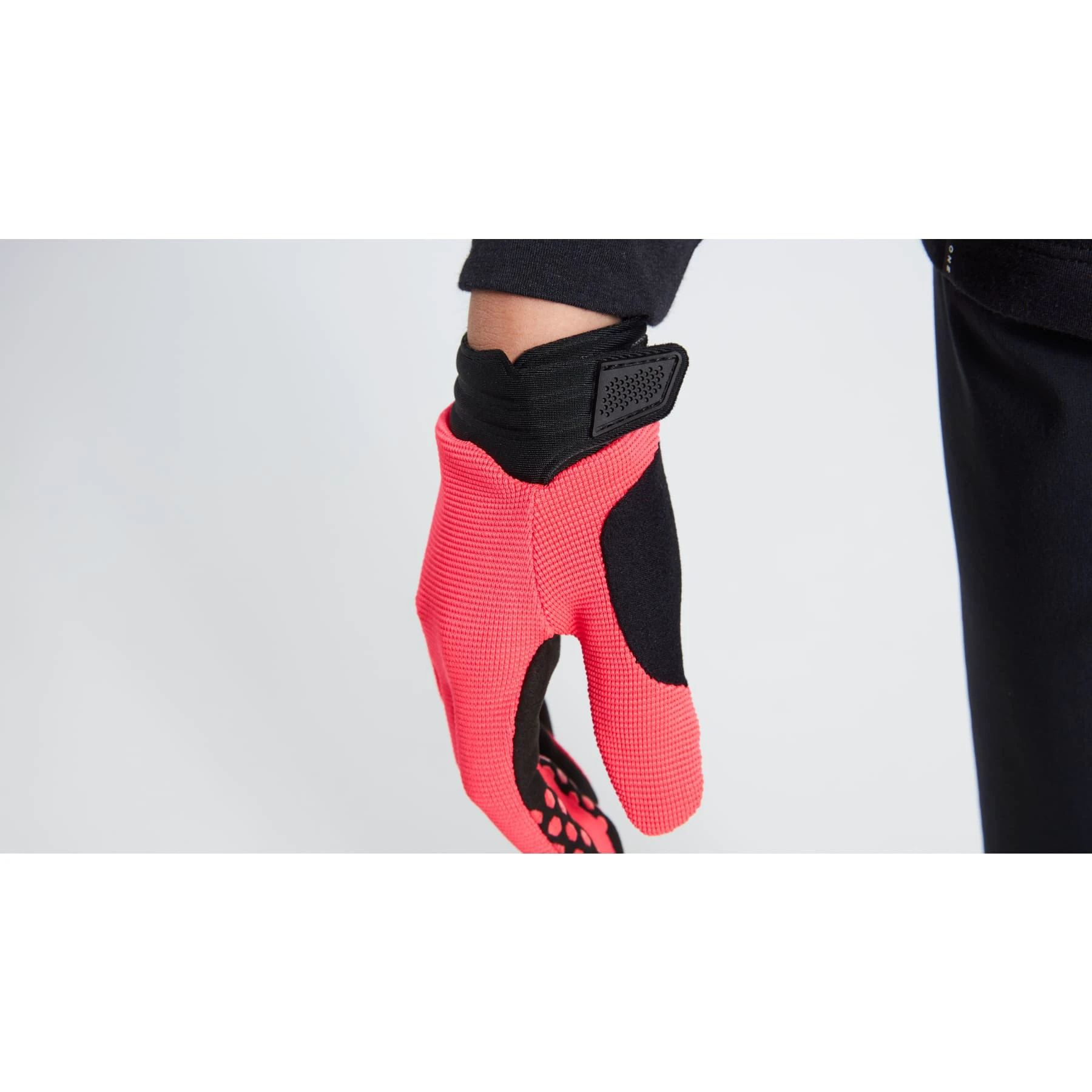 2. Manusi Ciclism SPECIALIZED Youth Trail (L/F) - Imperial Red L