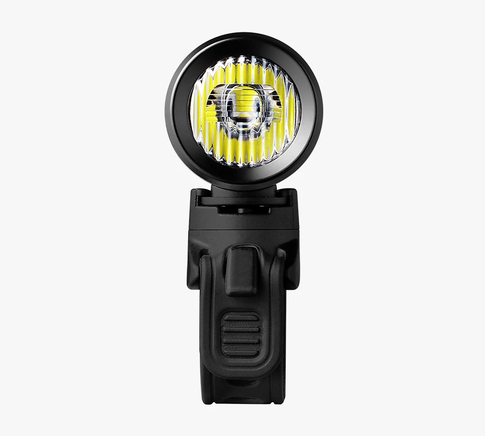 3. Far Bicicleta RAVEMEN CR600 USB 600 Lumeni