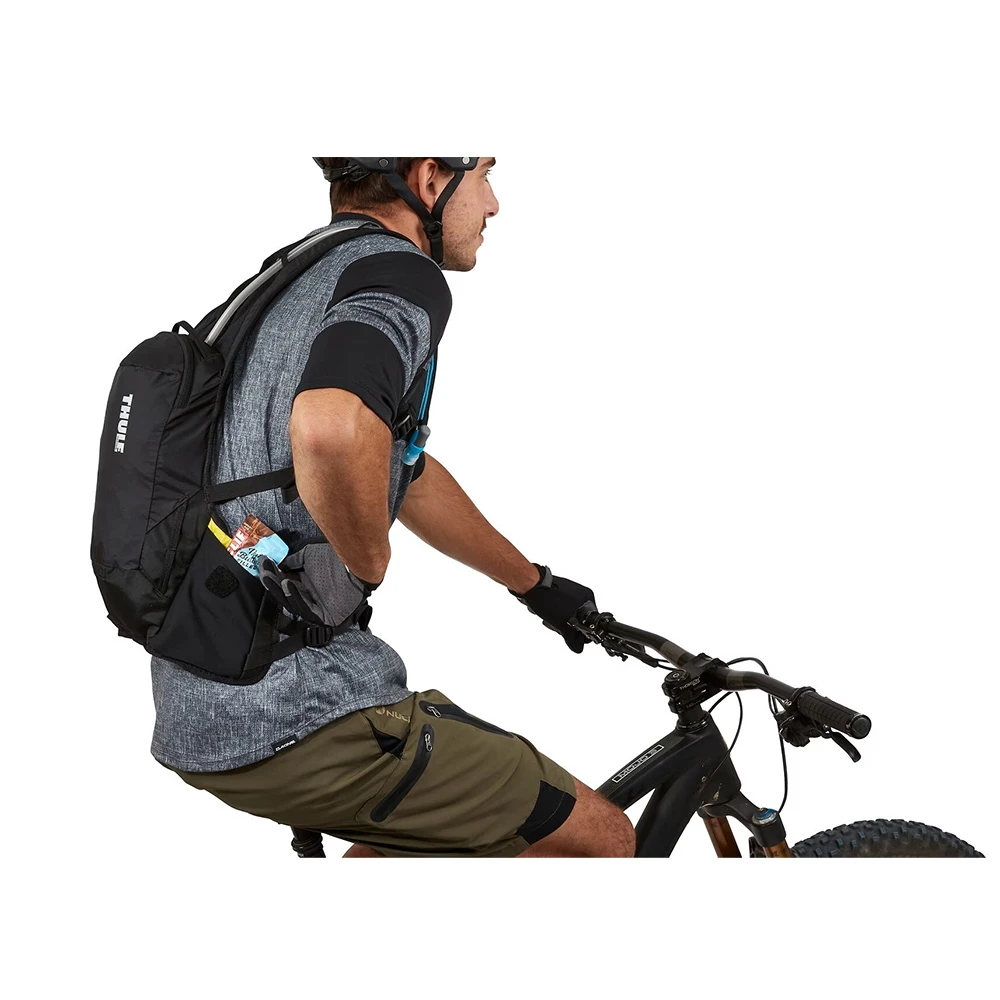 7. Rucsac hidratare THULE Vital 3L - Black