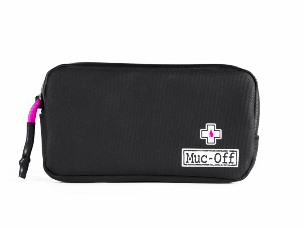 1. Borseta Muc-Off Essentials Impermeabila Neagra