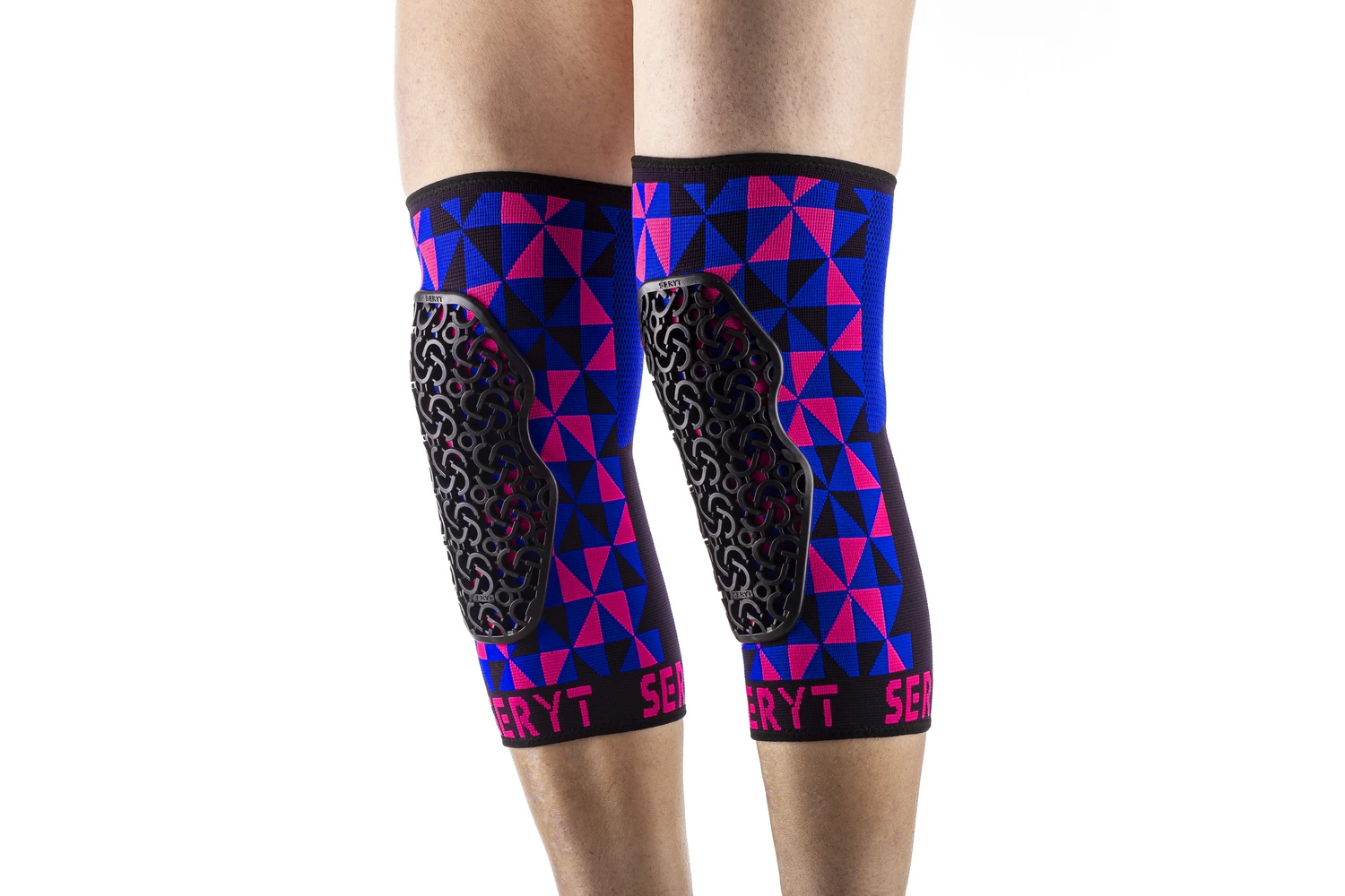 9. Protectii genunchi Seryt Arlecchino Pink Blue M