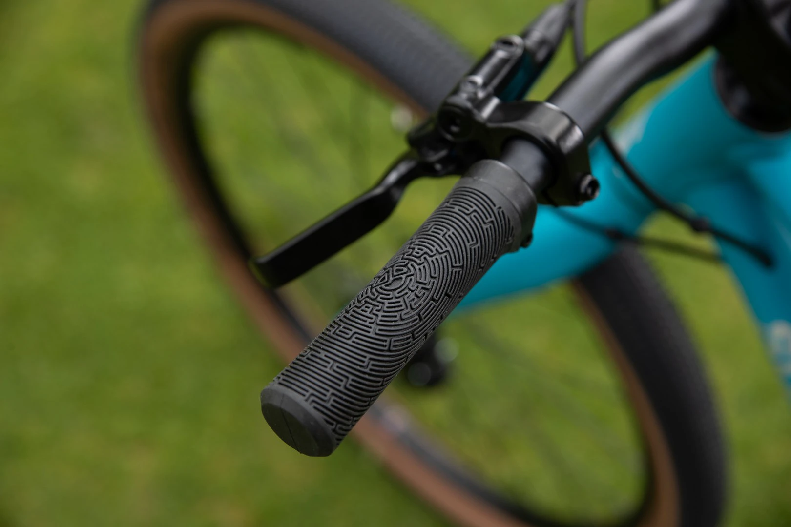 9. Bicicleta Superior F.L.Y. 24 24 Matte Teal