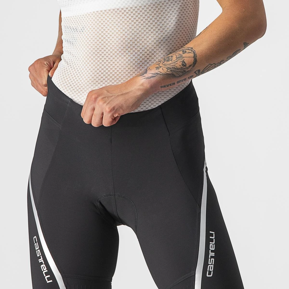 3. Pantaloni scurti Castelli Velocissima 3, pentru femei, negru/argintiu, XS