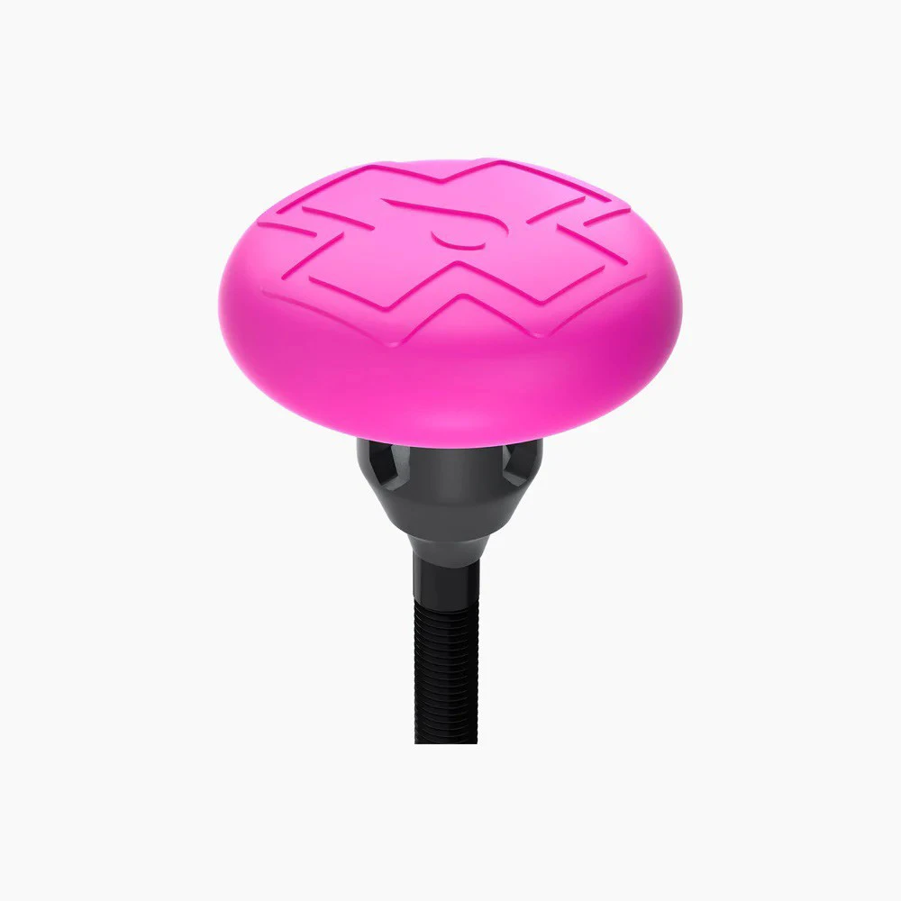 3. Valva tubeless 44mm Muc-Off Stealth Tubeless Tag Holder cu suport Apple AirTag