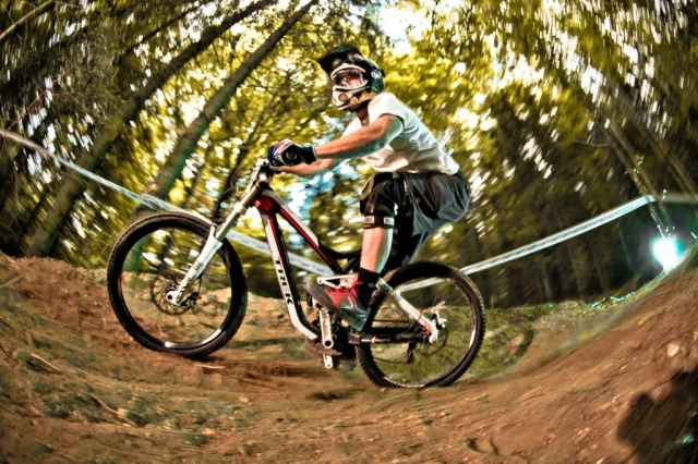 Surmont Gravity Enduro Jam 2012 - Dublează distracţia!