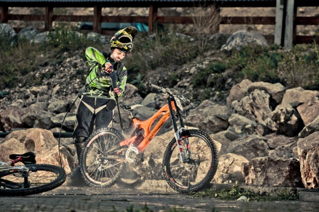 Surmont Gravity Enduro Jam 2012 - Dublează distracţia!
