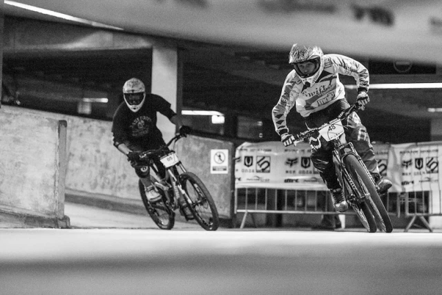 Evans Cycles Urban Dual 2012 - Romanians inside!