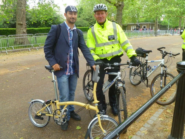 Cu Brompton prin Londra