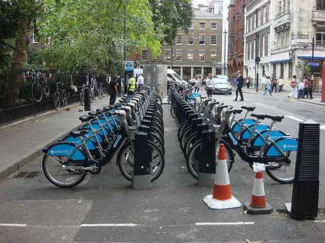 Cu Brompton prin Londra