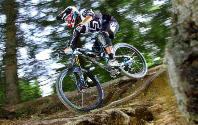 Lapierre anunţă echipa de downhill pentru 2013