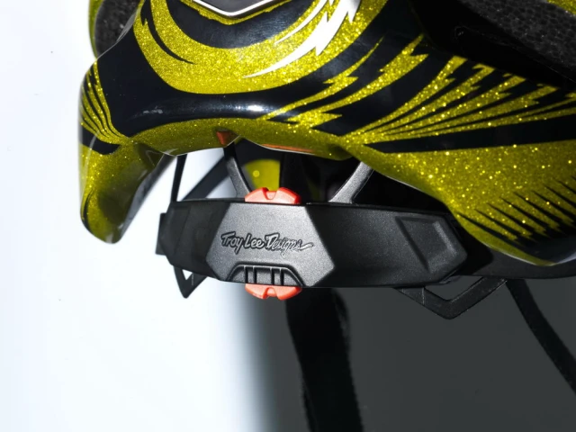 Troy Lee Designs prezintă prima lor cască pentru AM
