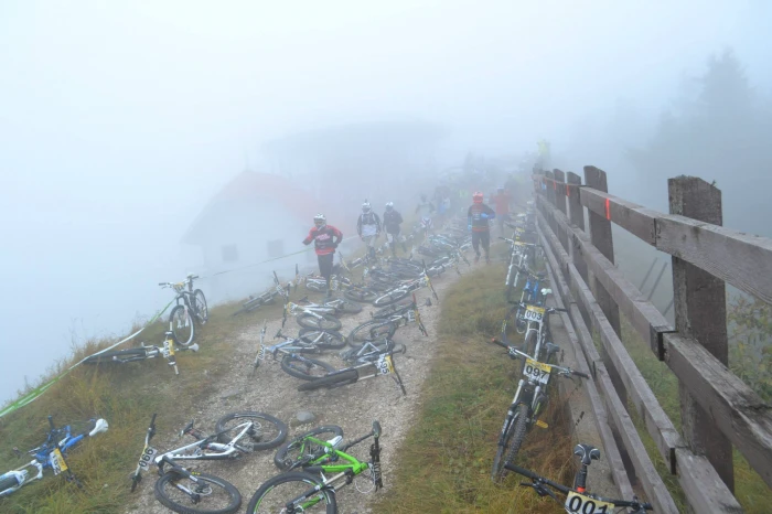 Avalanche - On The Rocks 2014