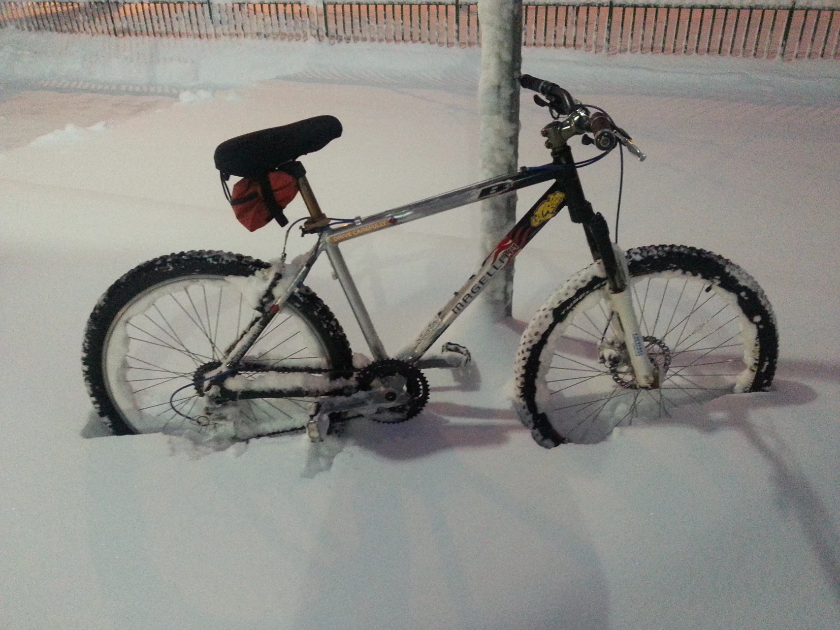 1. Mountain Bike Magellan Draco