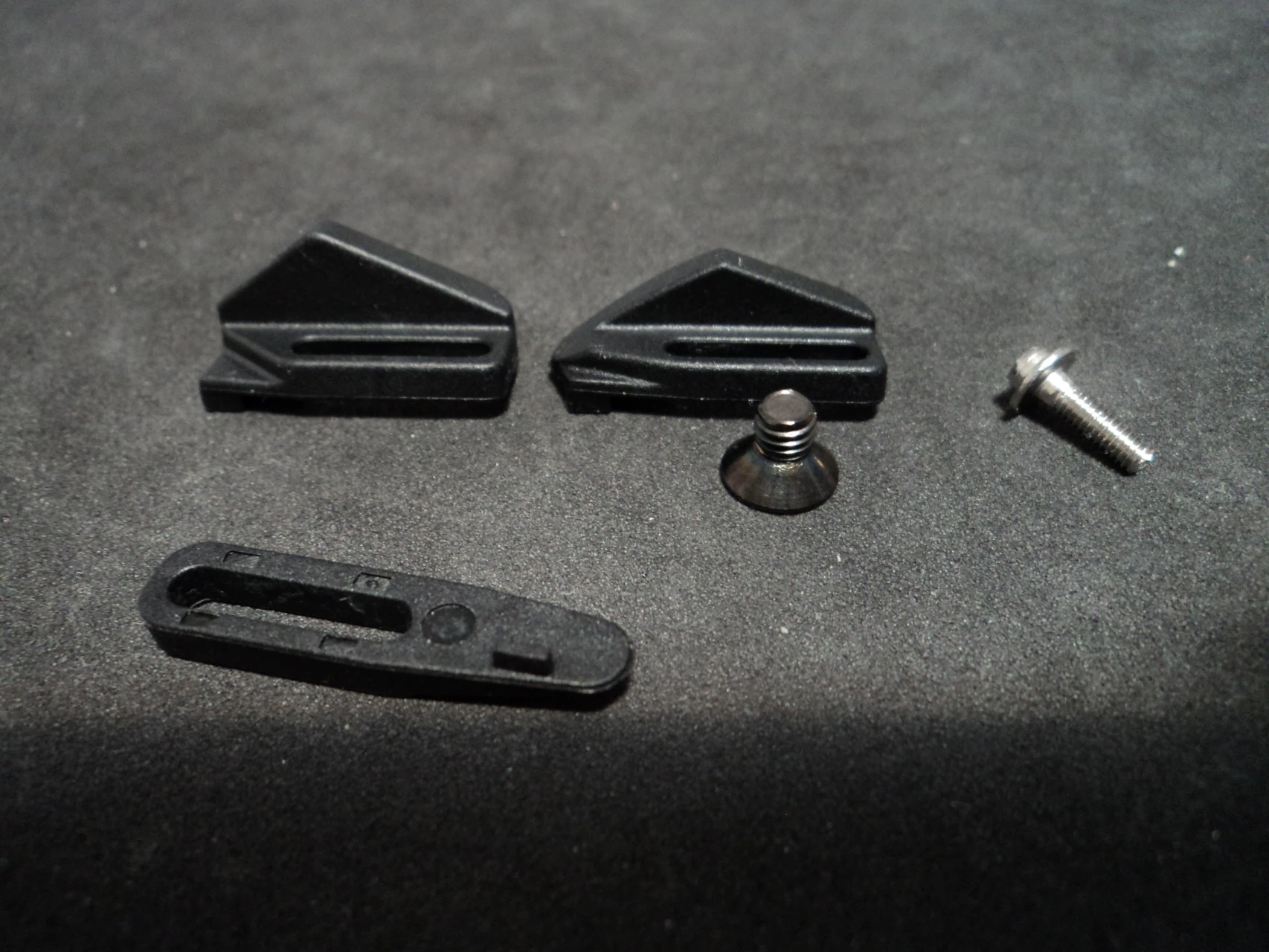 1. Accesorii schimbator fata Sram etap axs