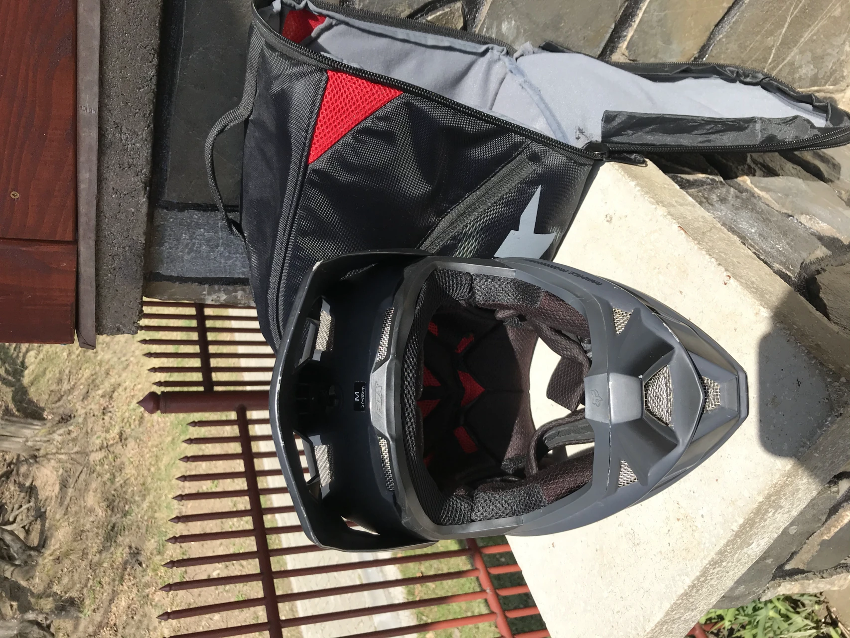 1. Casca Fox Rampage Pro Carbon mips
