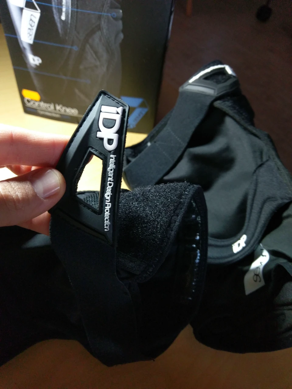 1. Genunchiere 7IDP Control Knee, marimea L