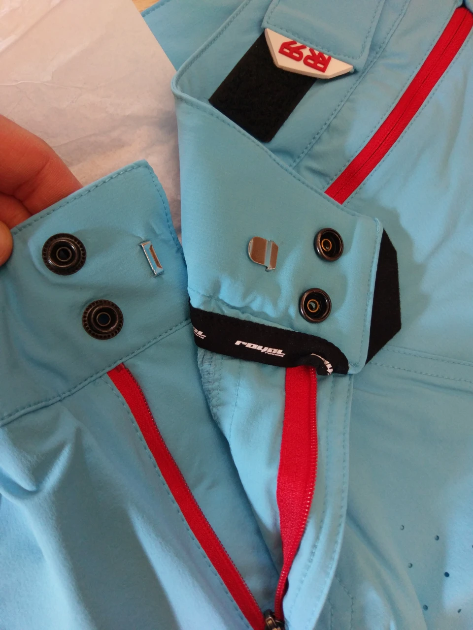 3. Pantaloni scurti Trail/Enduro Royal Racing Impact Short Sky Blue Red