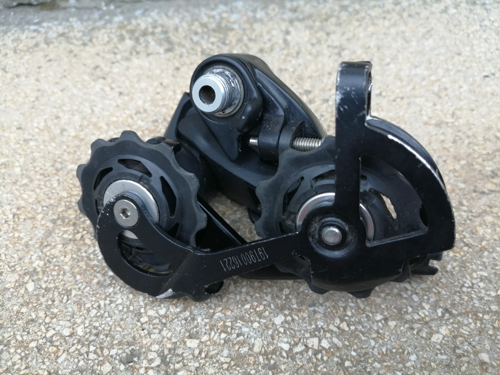 1. Schimbator / Deraior spate Sram Rival
