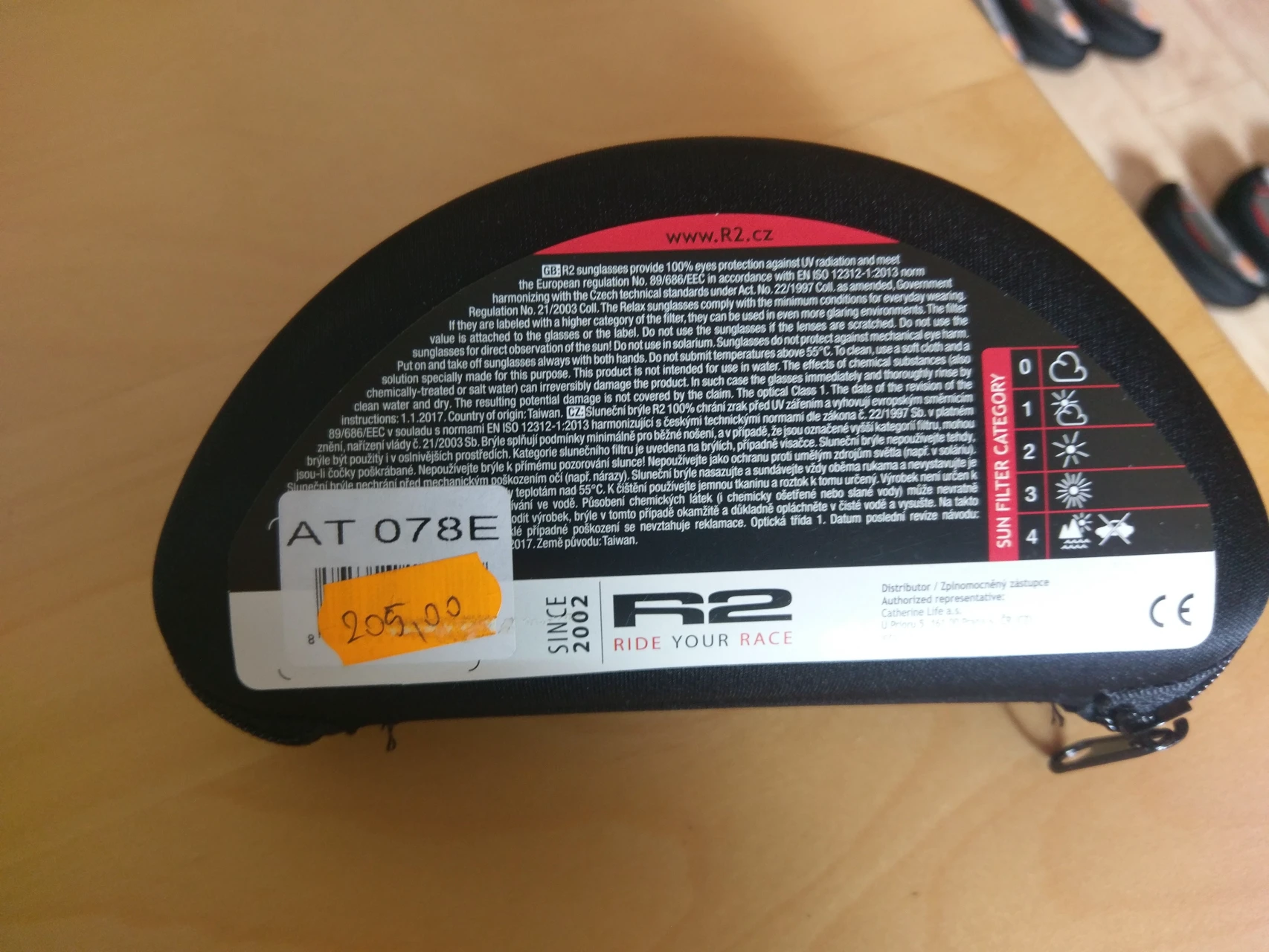 1. Ochelari R2 AT078E