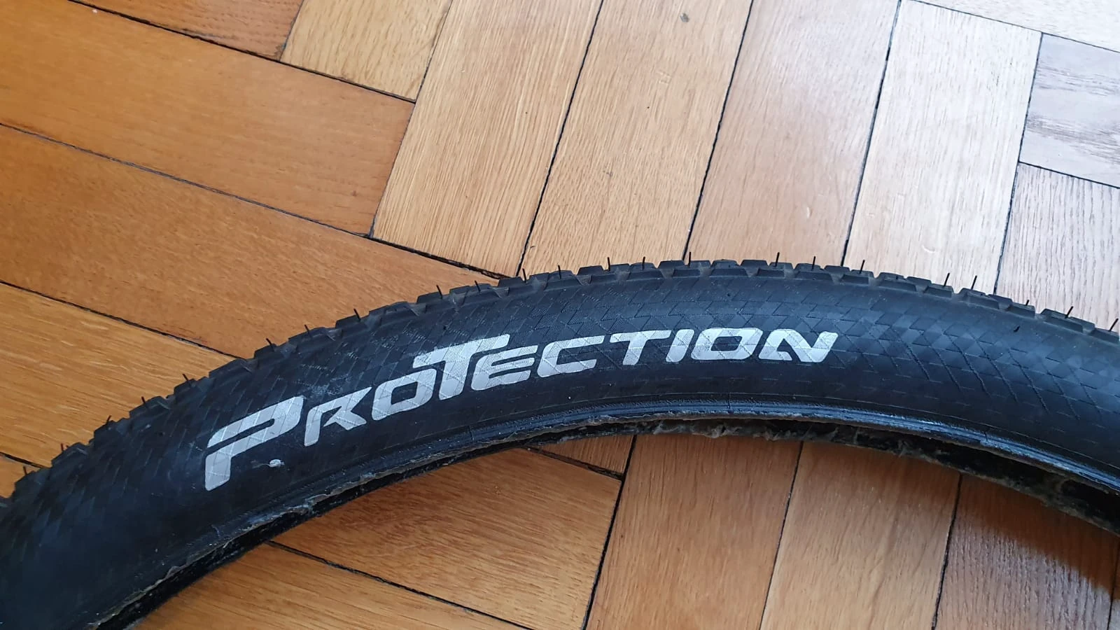 1. Continental Race King 29x2,2 Protection