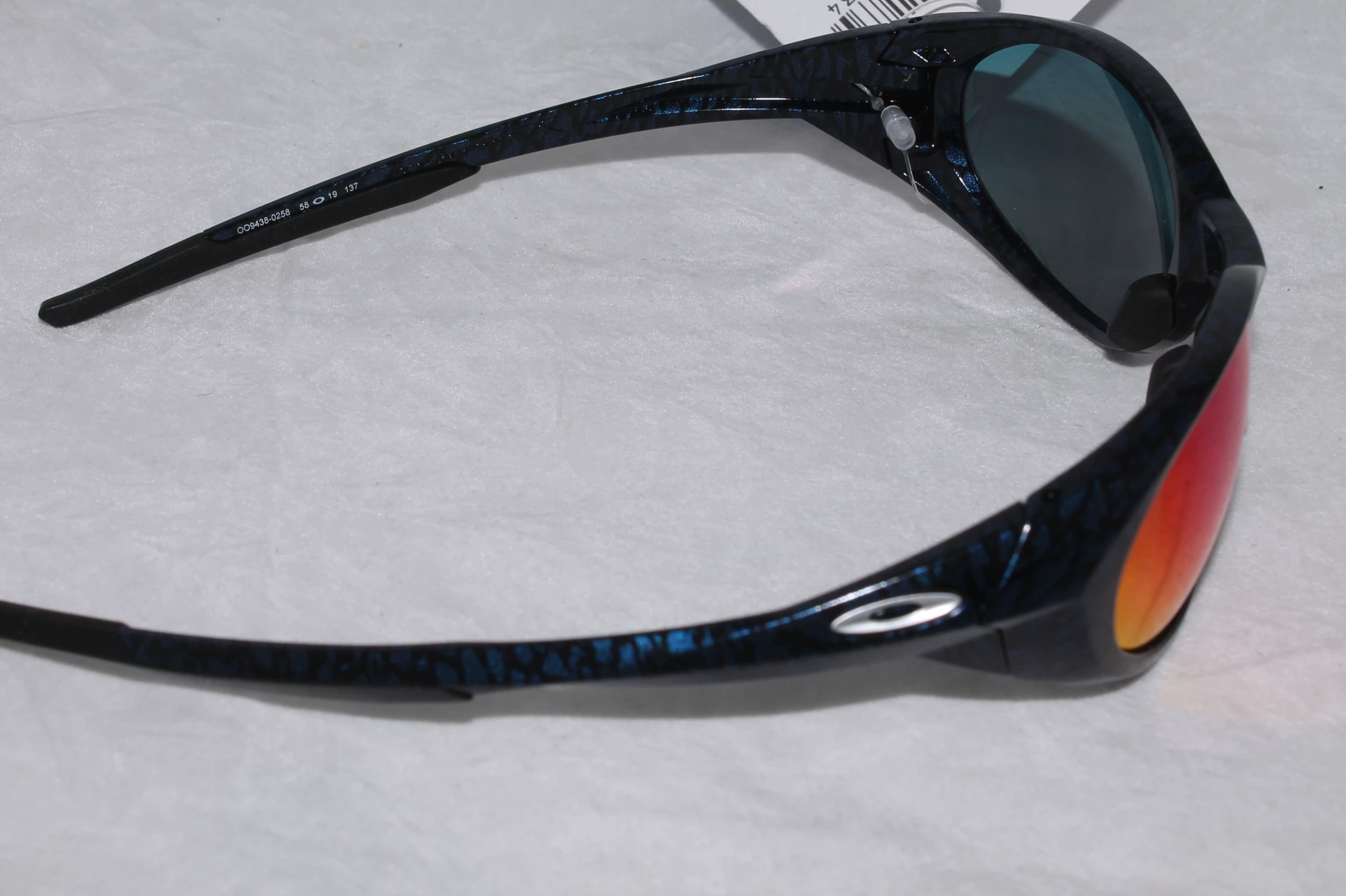 1. Ochelari Oakley Eye Jacket Redux planet x Positive Red Iridium