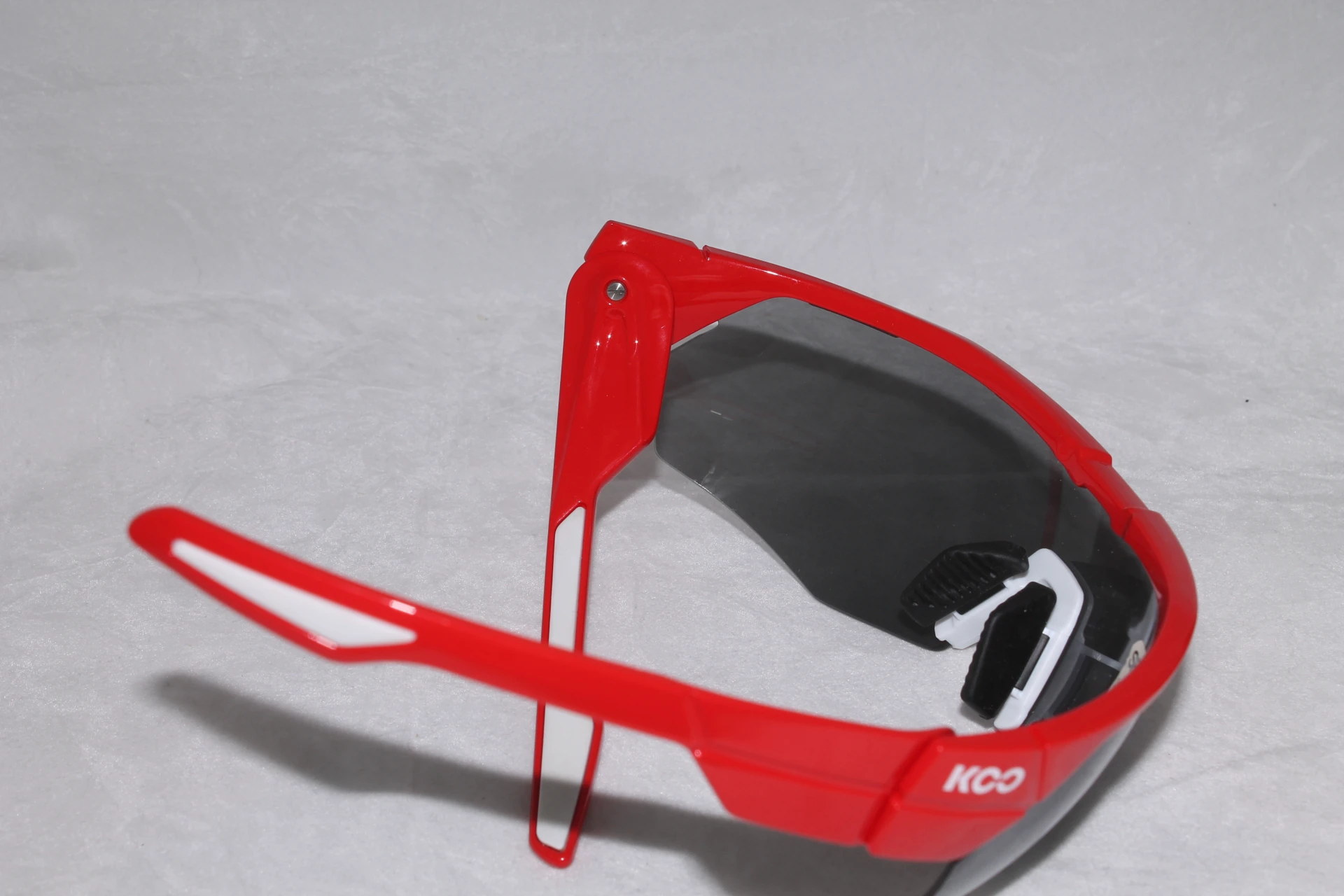 1. Ochelari bicicleta KCO Open 3 Cube (producatorul Kask)