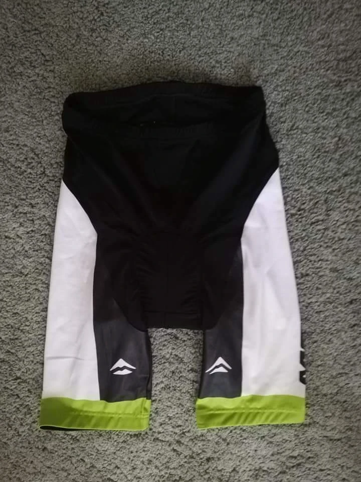 1. Pantaloni ciclism Merida dama S