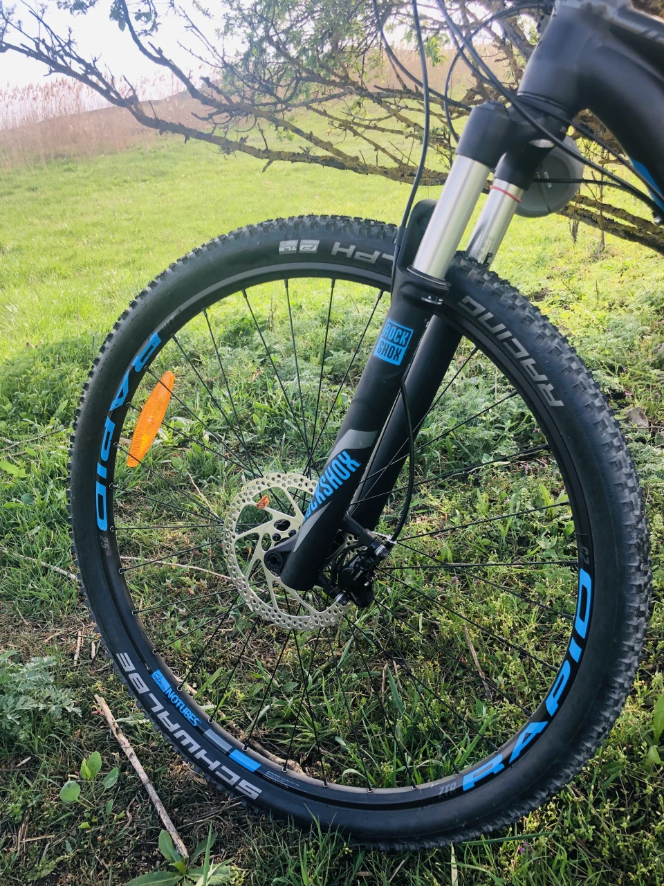 1. Cannondale F-SI AL 2 BBQ MD 29”