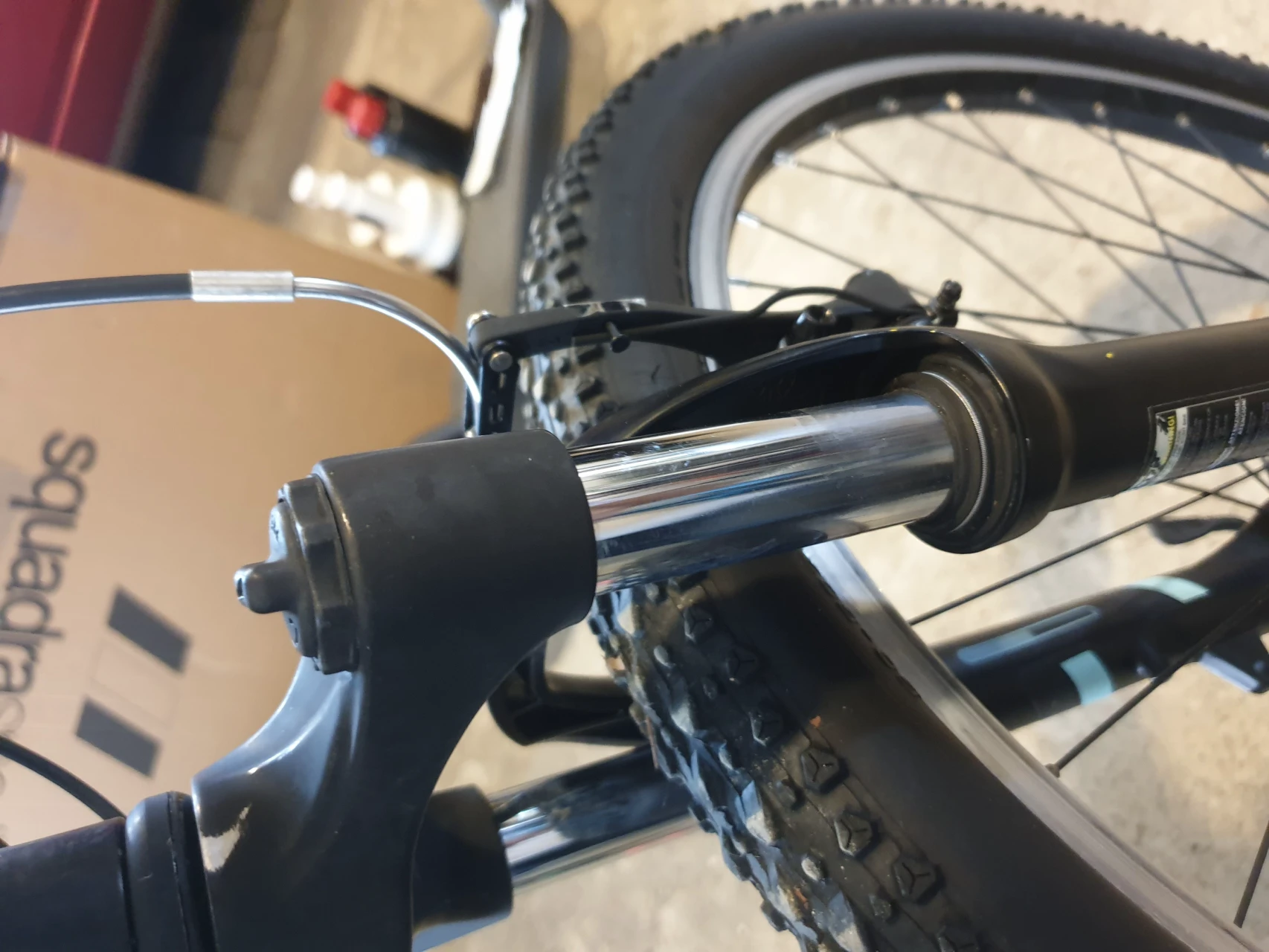 1. Cumpar furca aer pentru v-brake roti 26