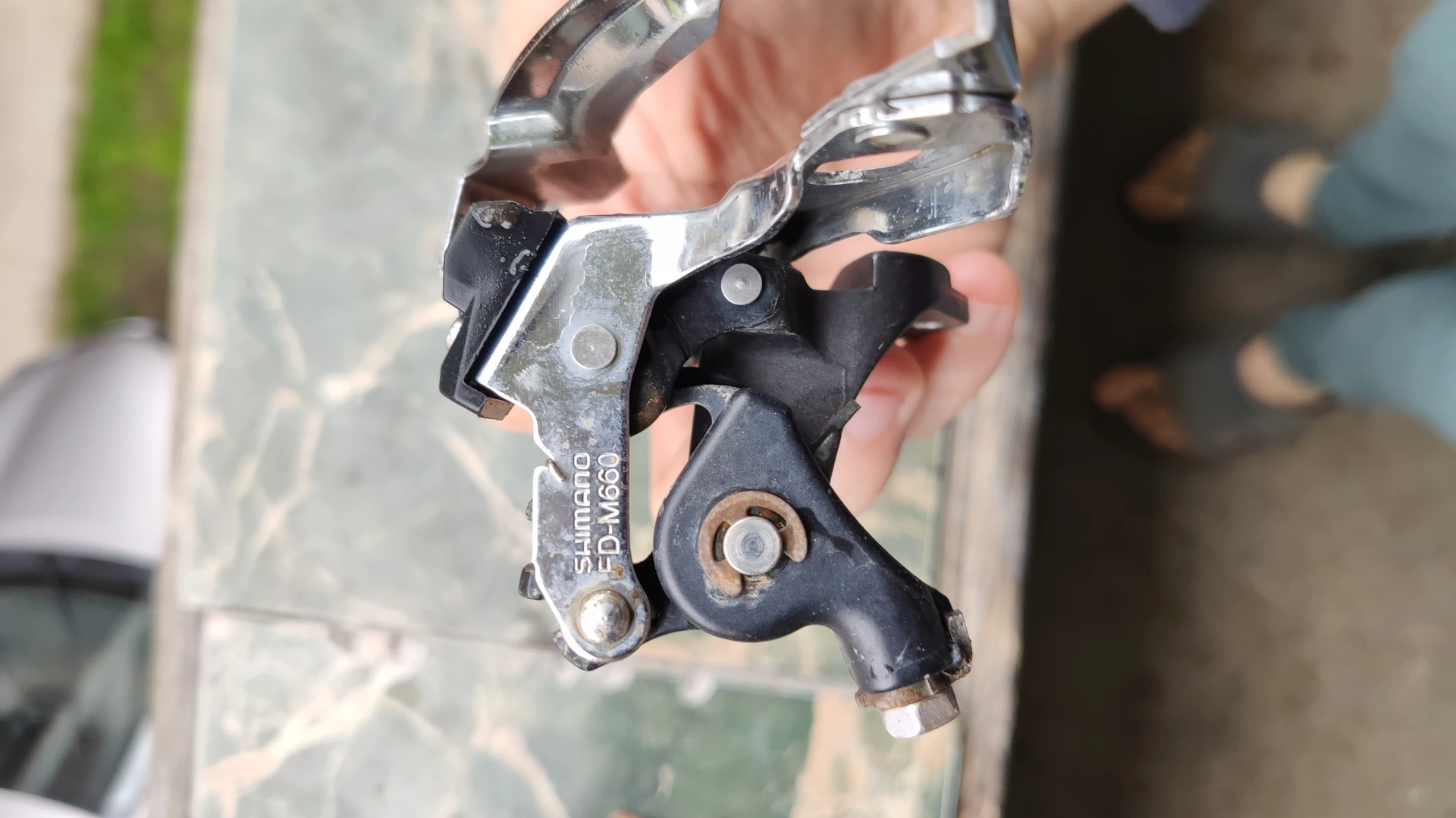3. Schimbător foi Shimano SLX FD-M660