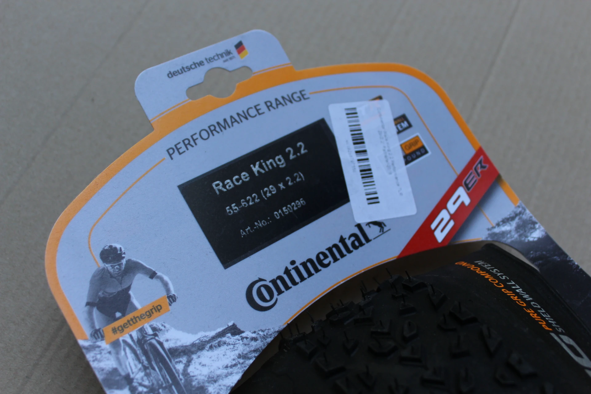 4. Continental Race King ShieldWall Tubeless 29x2.2