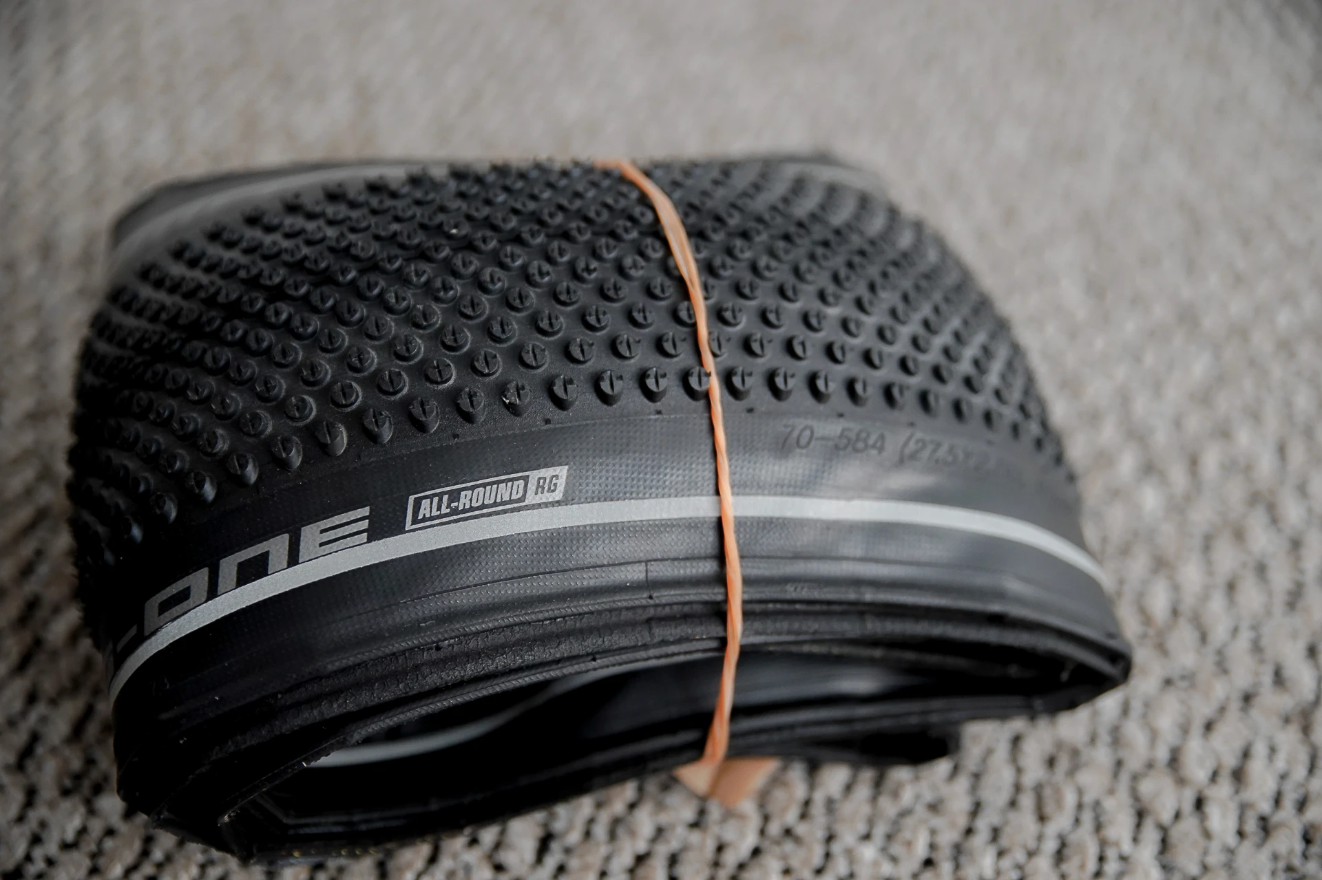 1. G-One Allround Performance 27.5x2.80