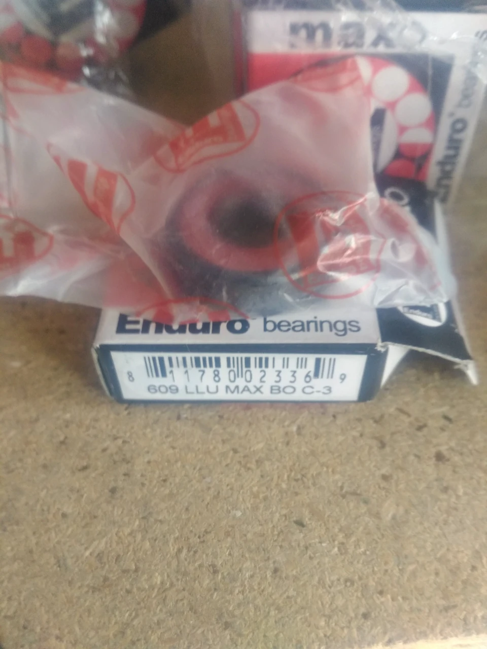 1. ENDURO 609 LLU MAX BO | 9X24X7 | EB9390