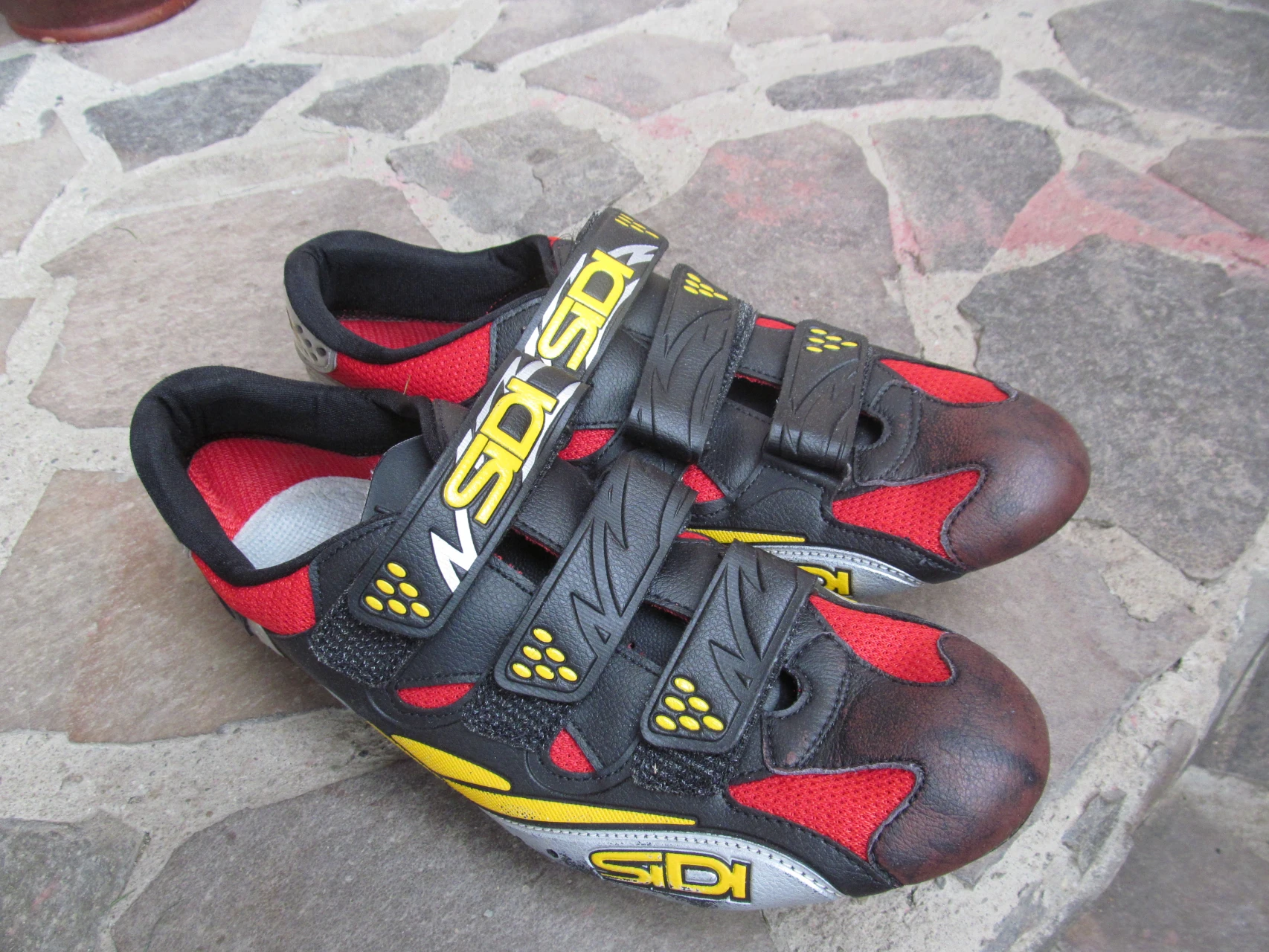 2. Pantofi Sidi nr 44, 27cm