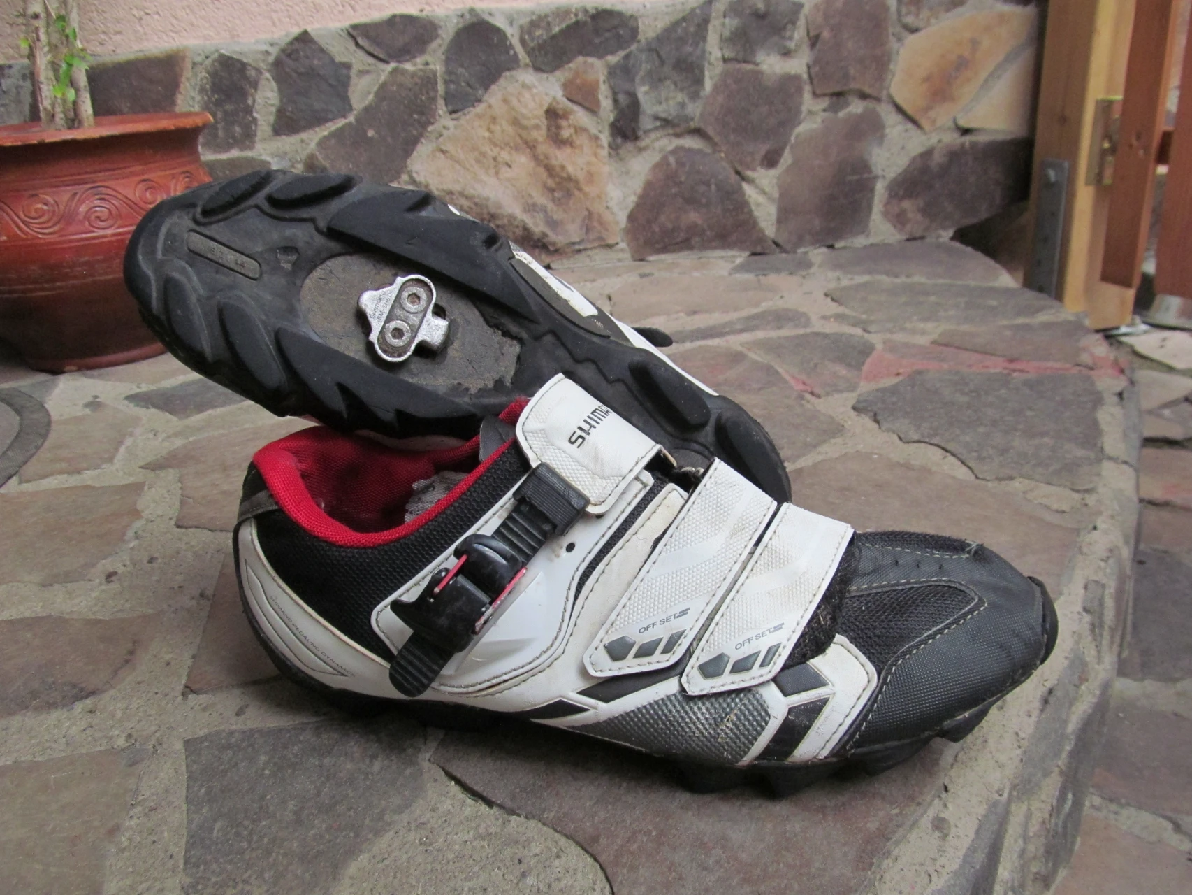 1. Pantofi Shimano SH-M088W nr 44. 27.8 cm