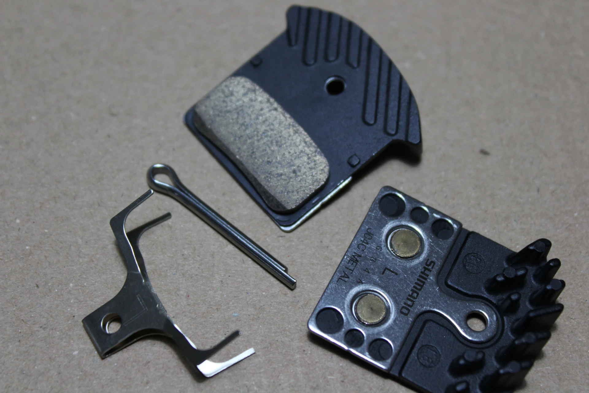 4. Shimano J04C Ice-Tech Metalic
