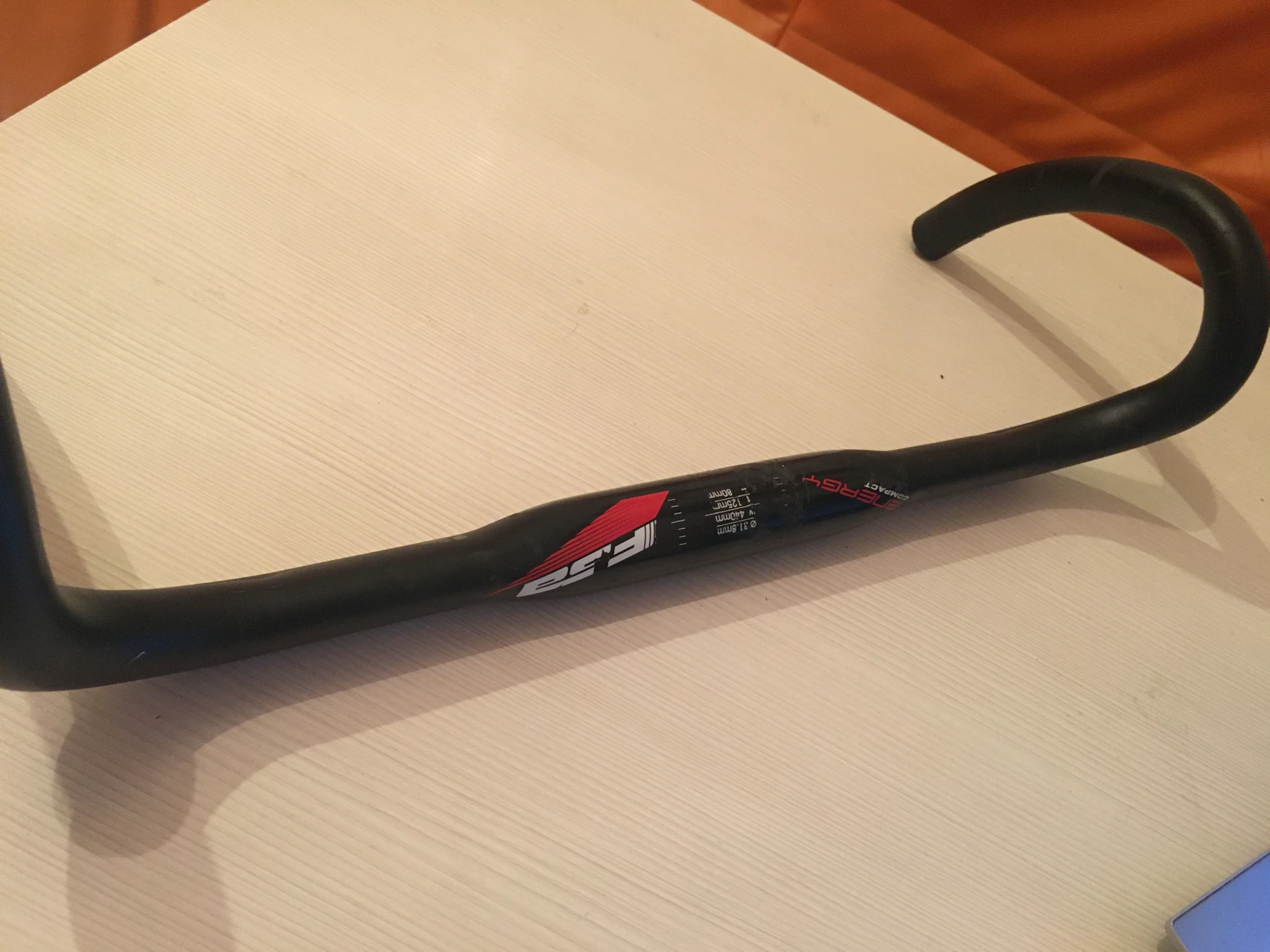 1. Ghidon cursiera,FSA ENERGY COMPACT,44 cm