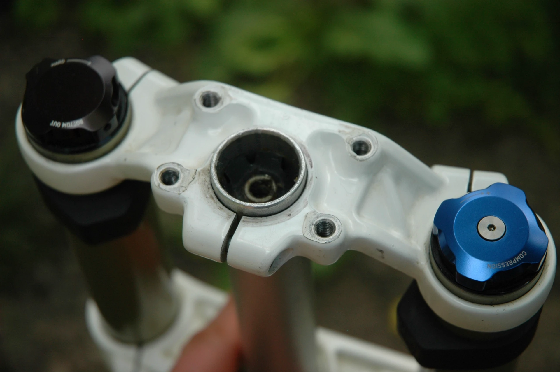 1. Furcă de downhill RockShox BoXXer RC 26”