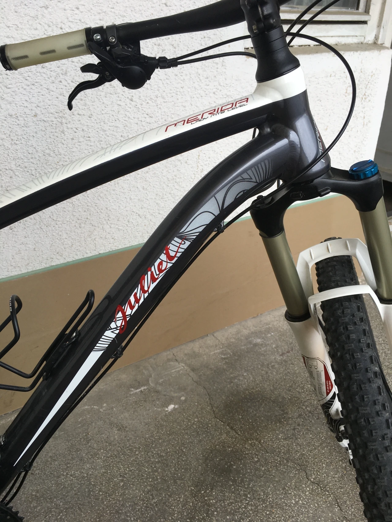 1. Bicicleta merida Juliet one-twenty