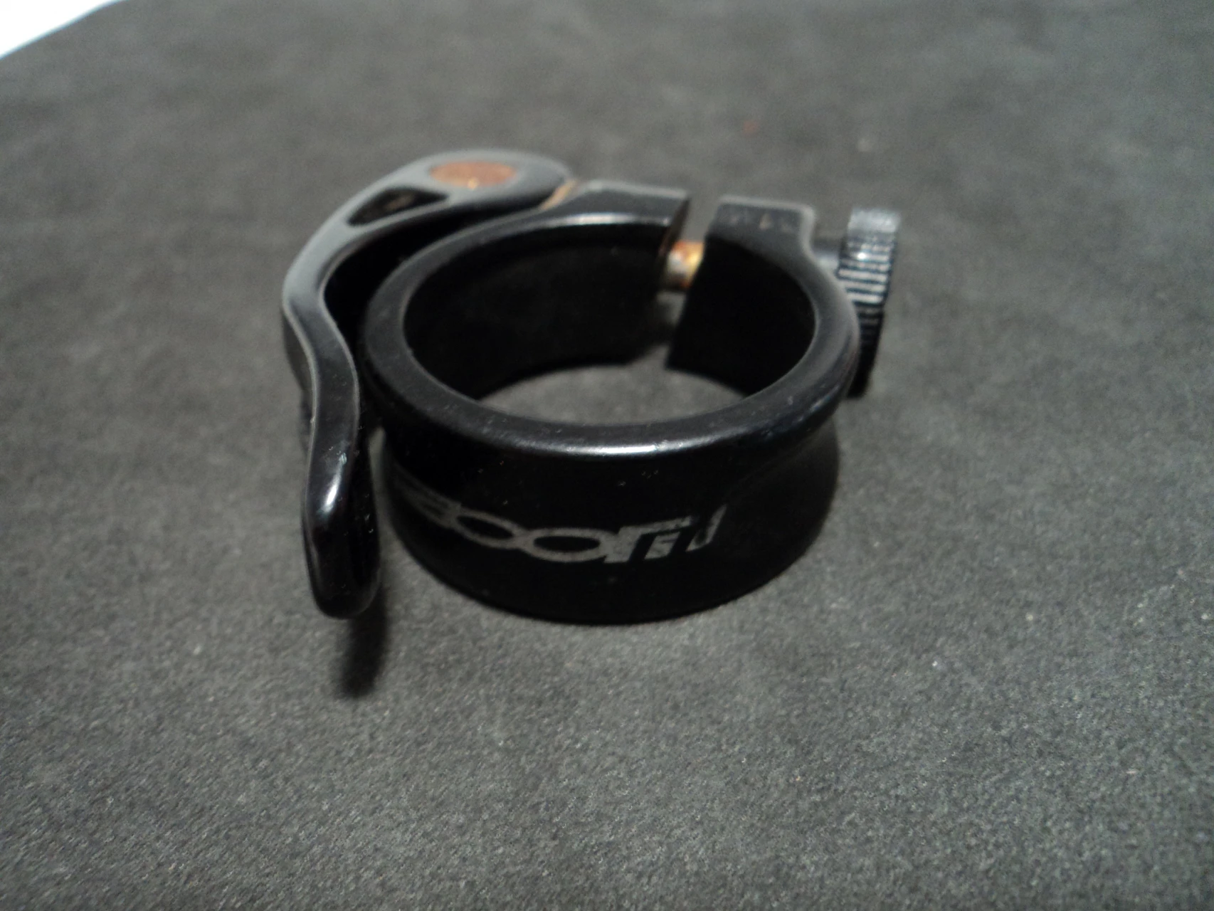 1. Colier tija sa 31.8 mm Zoom