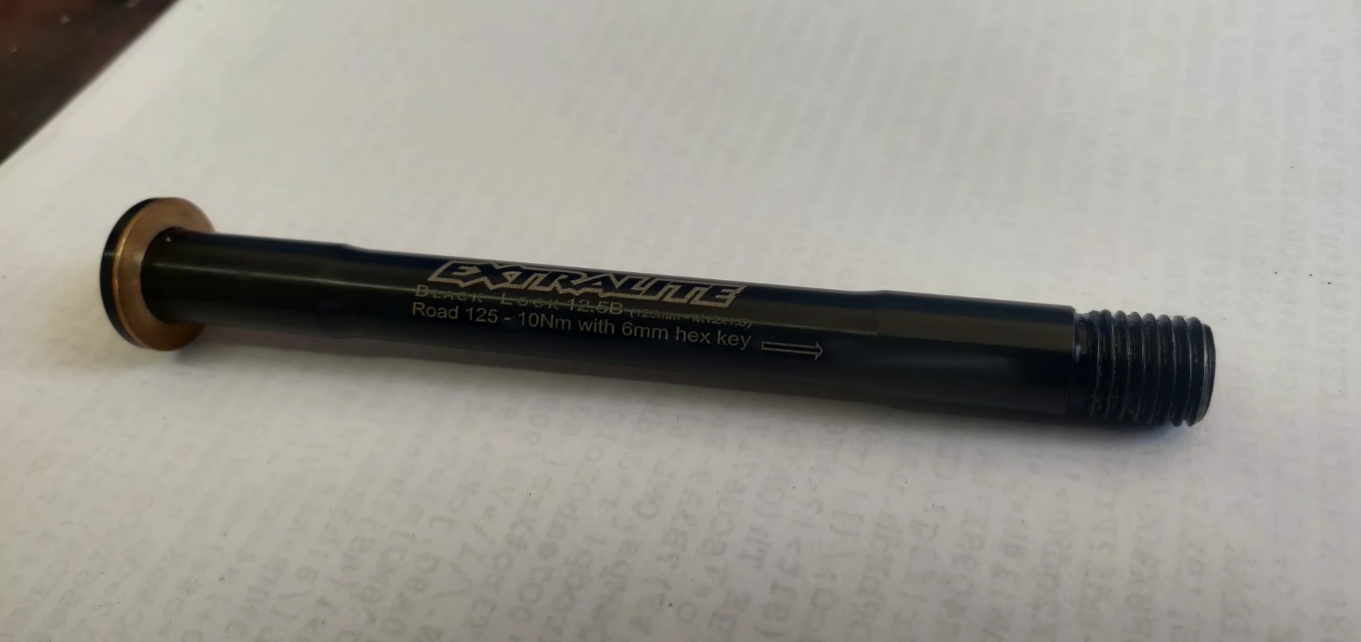 2. Thru Axle 12mm fata - Extralite Black Lock 12.5B