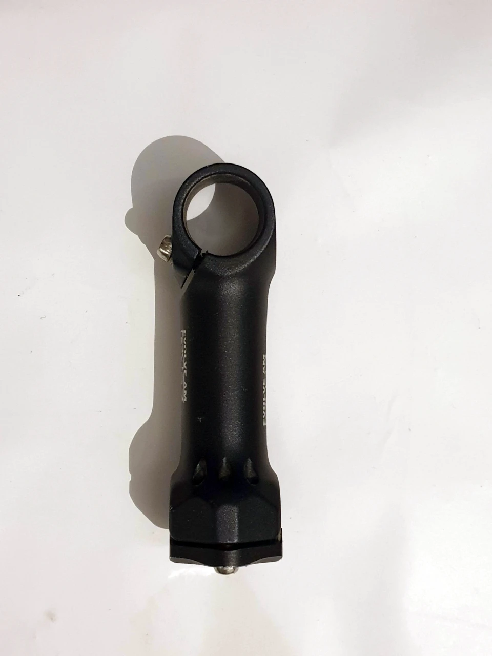2. Pipa Race face prindere ghidon 25.4 110 mm