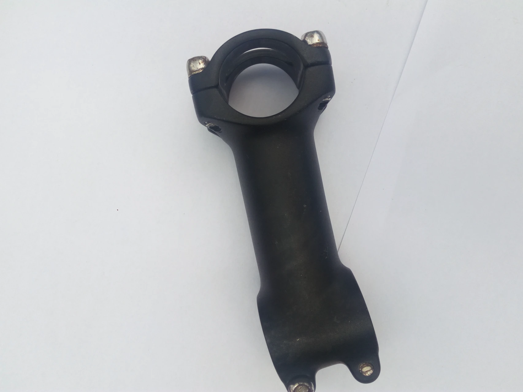 1. Pipa 100 mm prindere 31,8