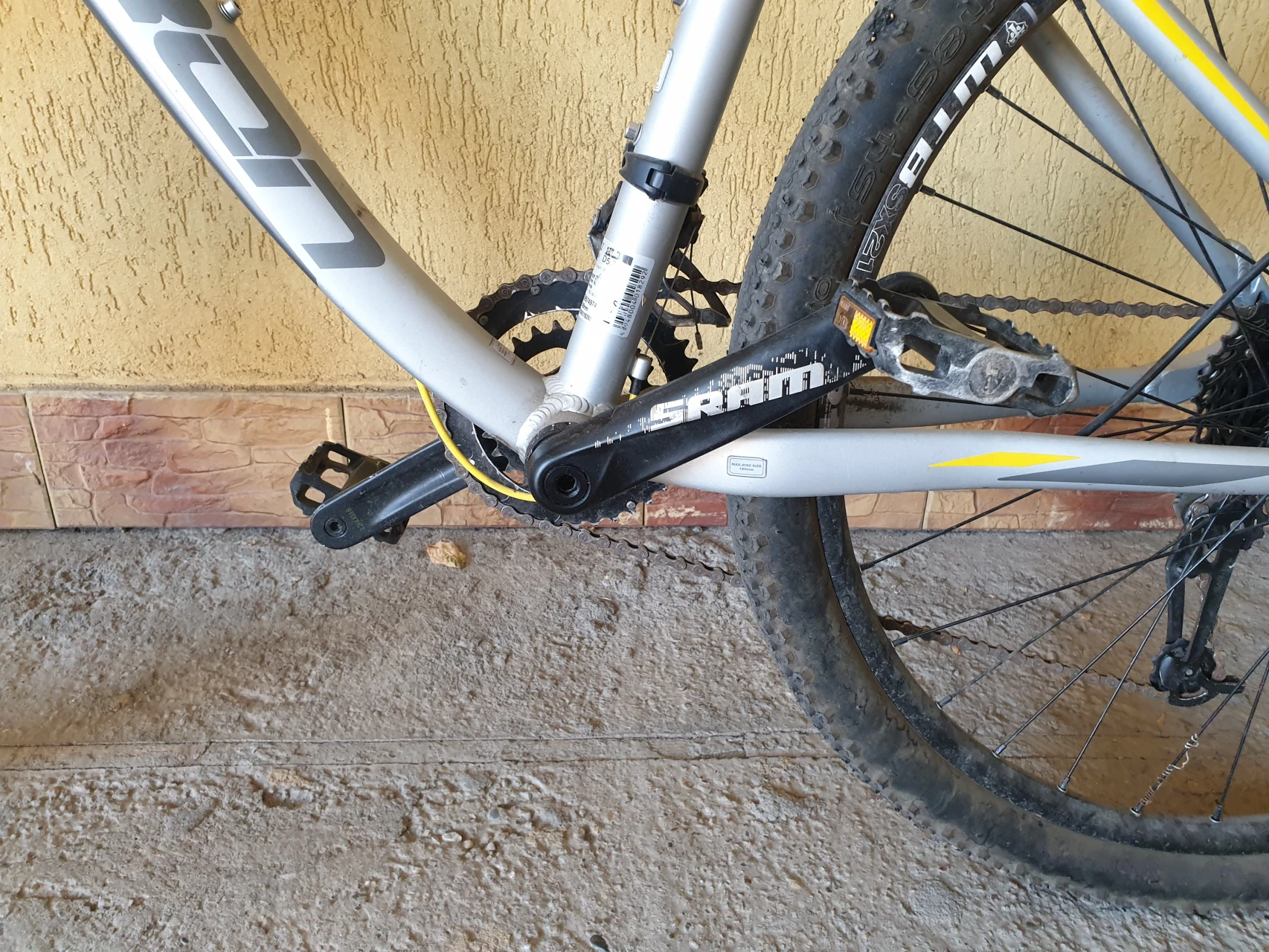 1. Vand Bicicleta Devron Zerga URGENT